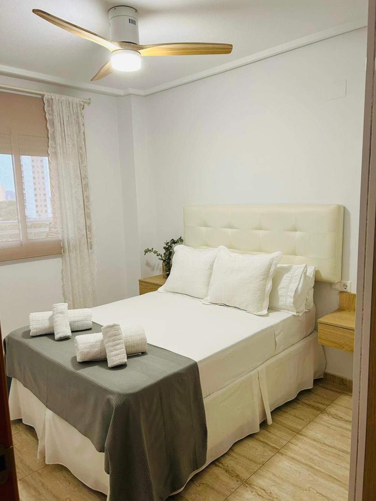 Fantastico Apartamento En Бенідорм Екстер'єр фото
